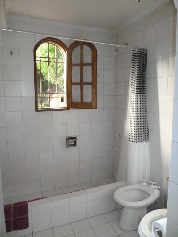 Hostel De Los Artistas เมนโดซา ภายนอก รูปภาพ