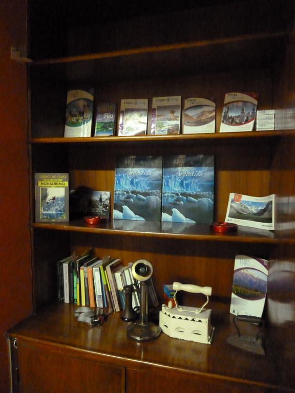 Hostel De Los Artistas เมนโดซา ภายนอก รูปภาพ